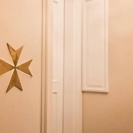 Zebbuga Deluxe Lavish 3 3* Żebbuġ