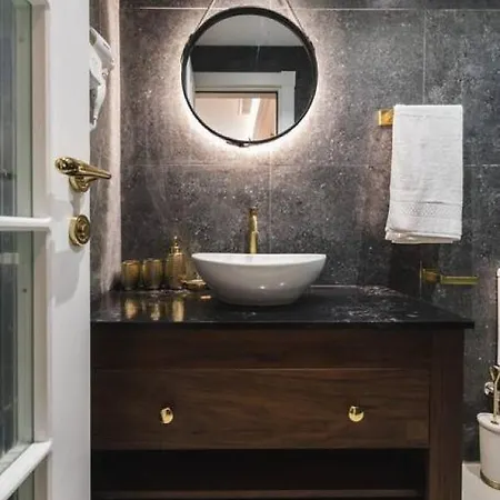 Zebbuga Deluxe Lavish 3 3*