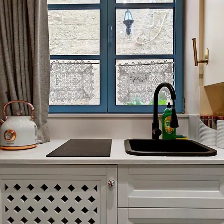 Zebbuga Deluxe Lavish 3 3*